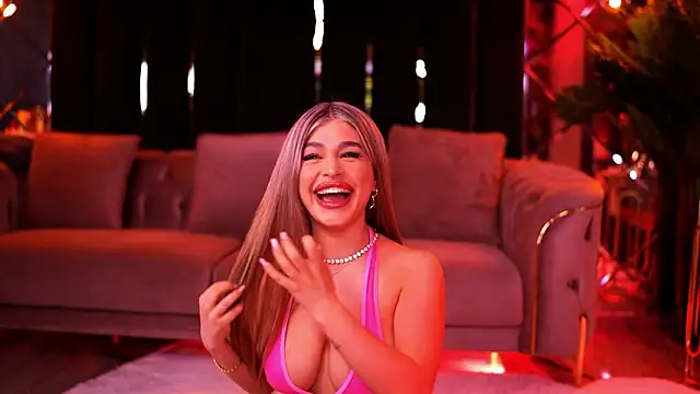 BellaNoirre online show from 6, 3, 2026