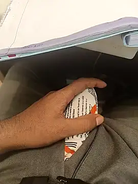 hotboy43339 online show from 29, 10, 2025