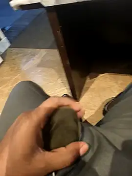 hotboy43339 online show from 2, 11, 2025