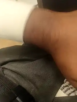 hotboy43339 online show from 12, 2, 2026