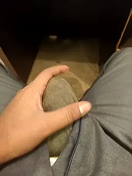 hotboy43339 online show from 5, 11, 2025