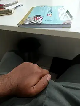 hotboy43339 online show from 19, 2, 2026