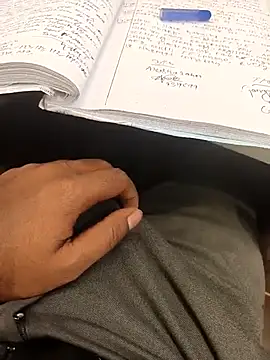 hotboy43339 online show from 31, 10, 2025