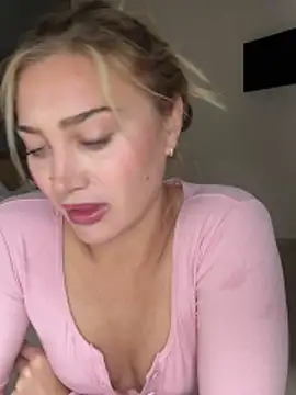 auriangel online show from 4, 3, 2026