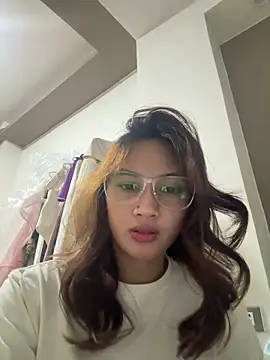 LanySylvia online show from 3, 4, 2026