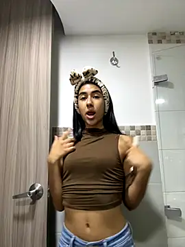 Kassie Collins online show from 11, 11, 2025