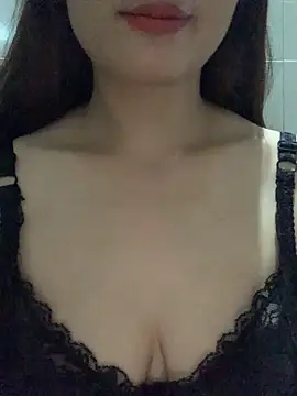 Snapshot of Quynh-Kun chatting on 15, 9, 2025 Quynh-Kun online show from 15, 9, 2025