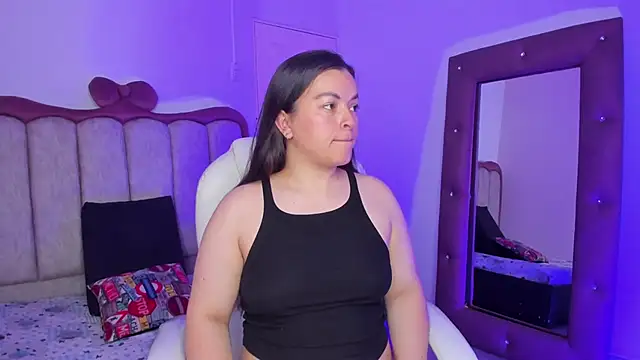 Ariah Walker  online show from 17, 9, 2025