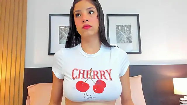 catalina jolie online show from 16, 2, 2026