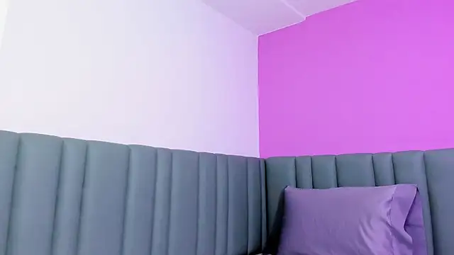 catalina jolie online show from 18, 4, 2026