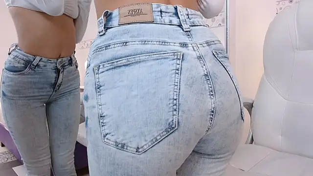 Celesstegh online show from 4, 4, 2026