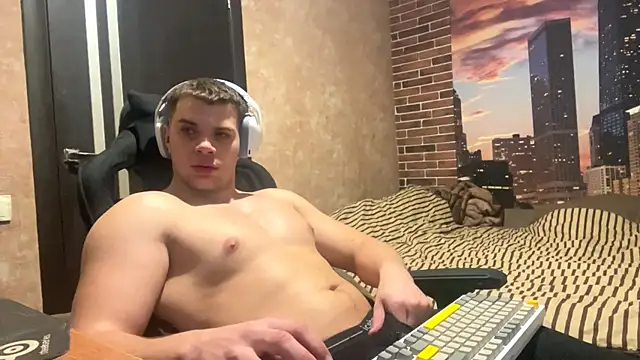 MusclePhantom online show from 17, 2, 2026