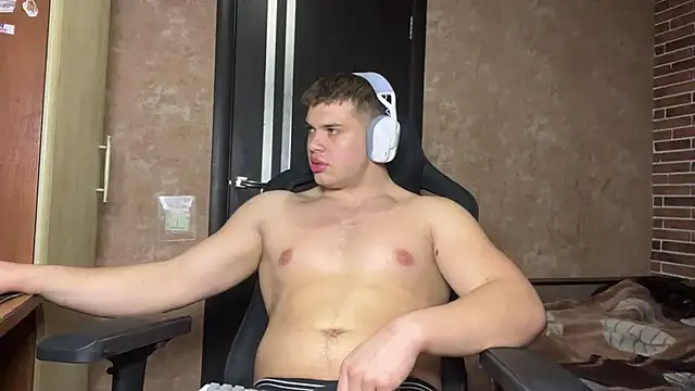 MusclePhantom online show from 24, 4, 2026