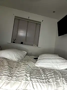 BELLABLACKXUK online show from 5, 12, 2025