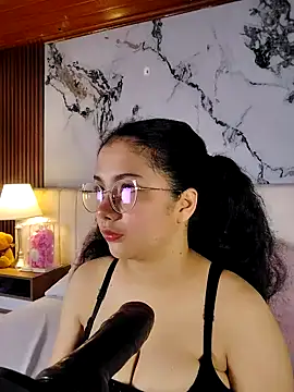 LunaRosse  online show from 15, 4, 2026