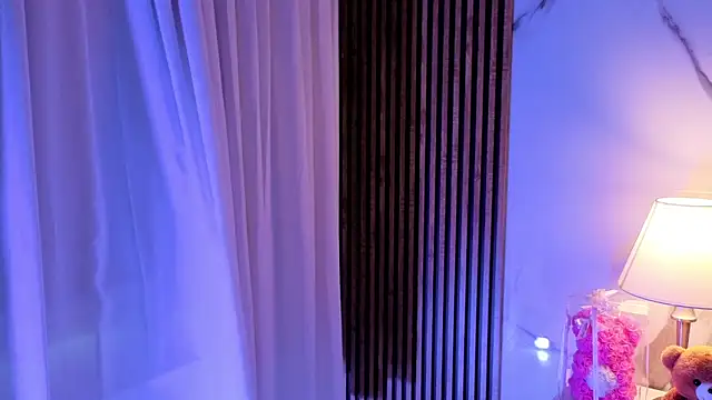 LunaRosse  online show from 25, 11, 2025