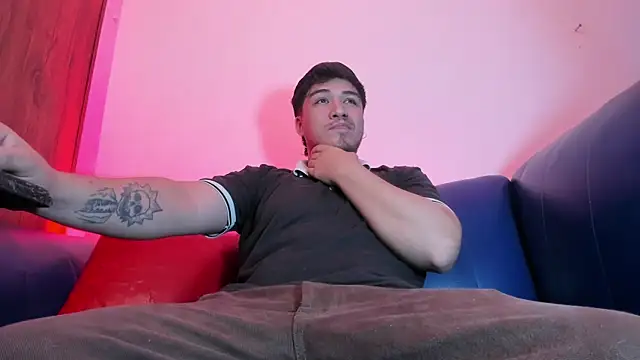 Snapshot of juanmechanic_ chatting on 17, 7, 2026 juanmechanic online show from 17, 7, 2026