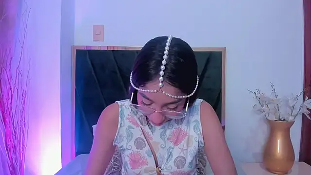 Snapshot of IvyJhons chatting on 15, 10, 2025 IvyJhons online show from 15, 10, 2025