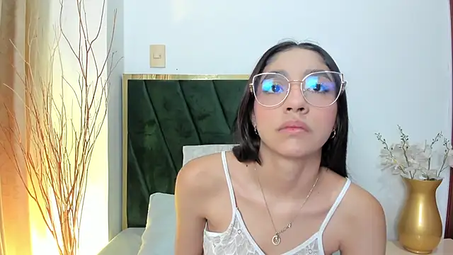 Snapshot of IvyJhons chatting on 29, 11, 2025 IvyJhons online show from 29, 11, 2025