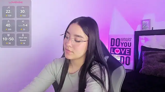 KimGarces online show from 13, 9, 2025