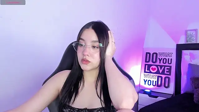 KimGarces online show from 19, 9, 2025