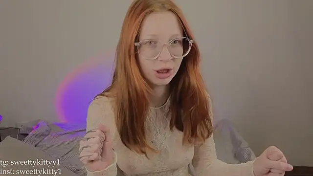 Snapshot of sweettykitty chatting on 11, 7, 2026 sweettykitty online show from 11, 7, 2026