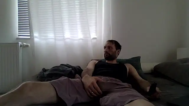 XLBarehengst online show from 24, 3, 2026