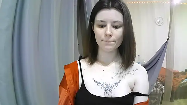 EdlinEngelby online show from 8, 11, 2025