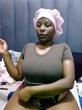 MrsMxx25 online show from 23, 10, 2025