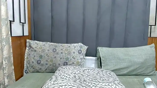 MrsMxx25 online show from 20, 4, 2026