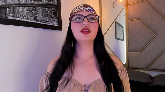 Snapshot of NavannyCattan chatting on 9, 11, 2025 NavannyCattan online show from 9, 11, 2025