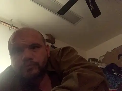 Snapshot of shakeweight chatting on 7, 2, 2026 shakeweight online show from 7, 2, 2026