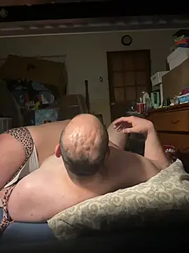 Snapshot of shakeweight chatting on 18, 1, 2026 shakeweight online show from 18, 1, 2026