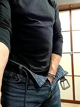 Snapshot of singolo_discreto chatting on 9, 2, 2026 singolo discreto online show from 9, 2, 2026