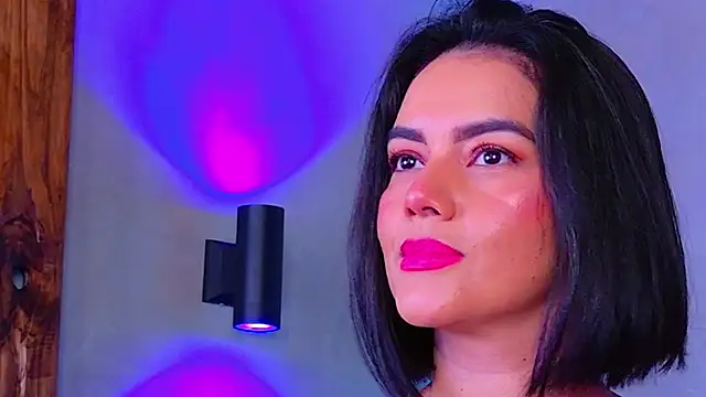 renata black  online show from 18, 5, 2026