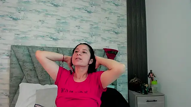 ShanelEvans online show from 17, 12, 2025