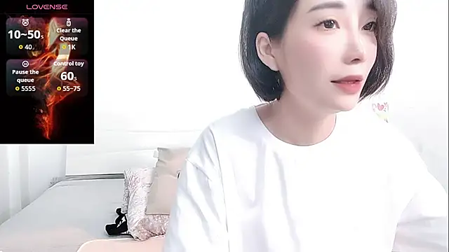Snapshot of YIWA-2000 chatting on 18, 5, 2026 YIWA-2000 online show from 18, 5, 2026