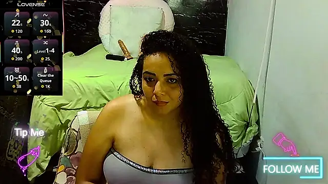  naughty milf online show from 22, 3, 2026