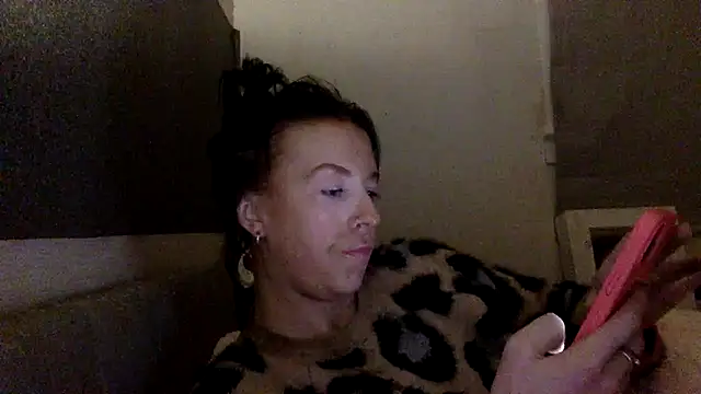 Snapshot of Bellababexox chatting on 6, 7, 2026 Bellababexox online show from 6, 7, 2026