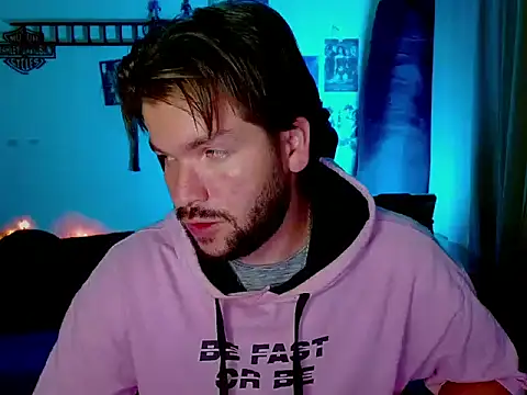 cortelioni massimo  online show from 30, 10, 2025