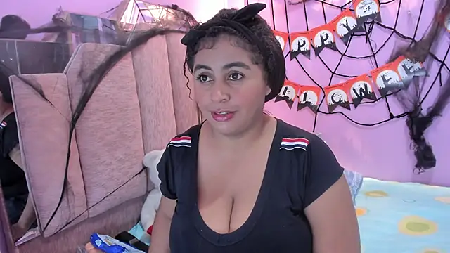 AndreaSweet2 online show from 21, 10, 2025