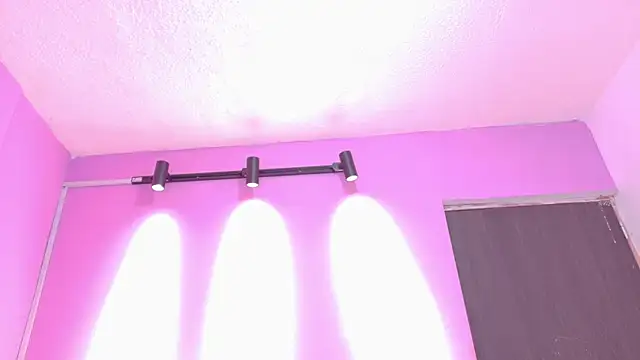 Snapshot of AndreaSweet2 chatting on 27, 5, 2026 AndreaSweet2 online show from 27, 5, 2026