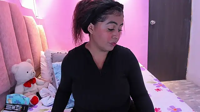 AndreaSweet2 online show from 5, 11, 2025