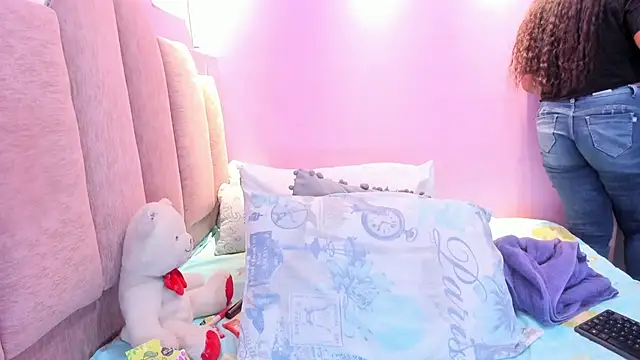 AndreaSweet2 online show from 6, 11, 2025