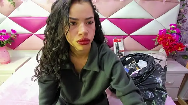 Nanis James online show from 27, 2, 2026