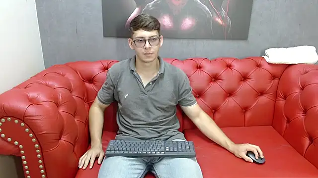 Stuart White online show from 26, 9, 2025
