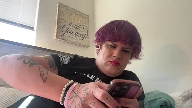 Snapshot of Julietserenity chatting on 17, 10, 2025 Julietserenity online show from 17, 10, 2025