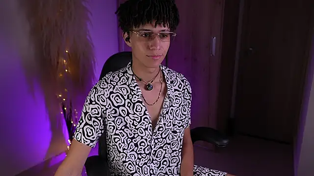 Afro god  online show from 31, 5, 2026