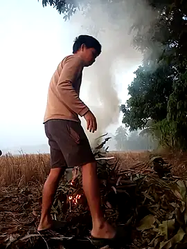 Johlrd online show from 4, 12, 2025