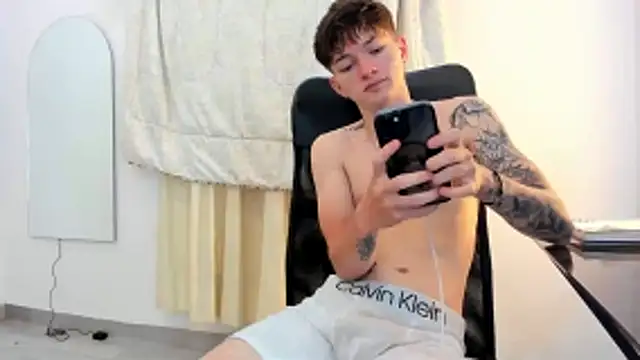 Snapshot of jake_kylee chatting on 23, 10, 2025 jake kylee online show from 23, 10, 2025